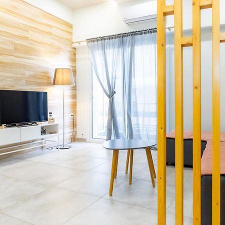 P&K Luxury Apartments 1 Каламата Екстер'єр фото